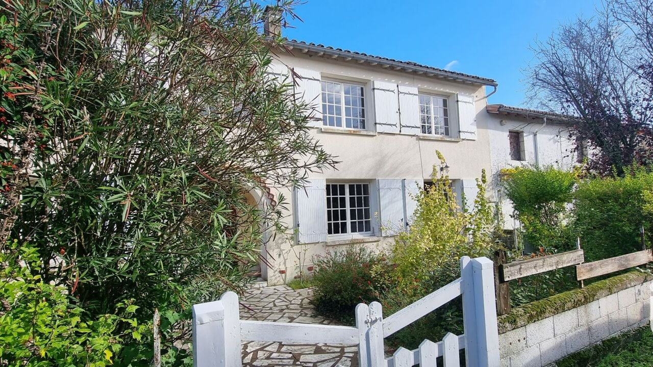 maison 7 pièces 157 m2 à vendre à Prin-Deyrançon (79210)