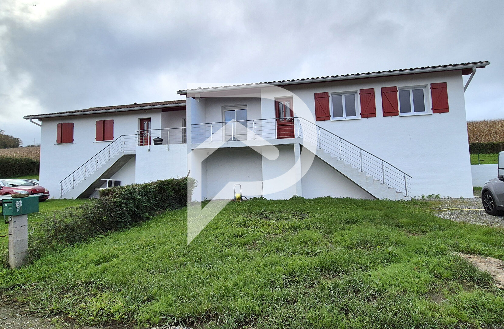 Villa / Maison  T8 à vendre Saint-Palais 64120