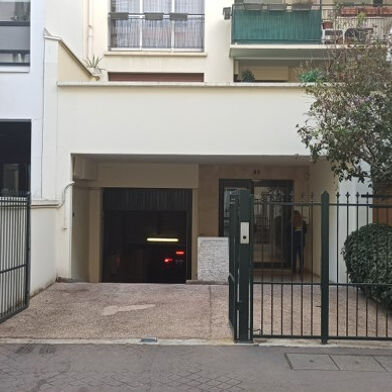 Garage  25000 €