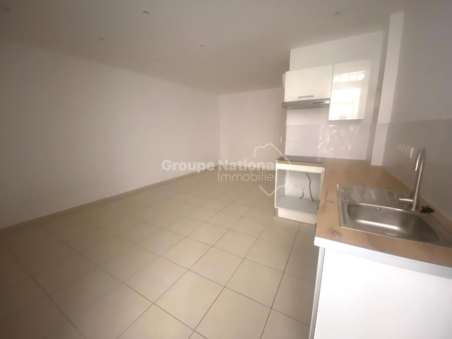 Appartement 1 pièces  à louer Nîmes 30900