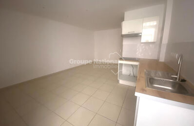 location appartement 420 € CC /mois à proximité de Caveirac (30820)