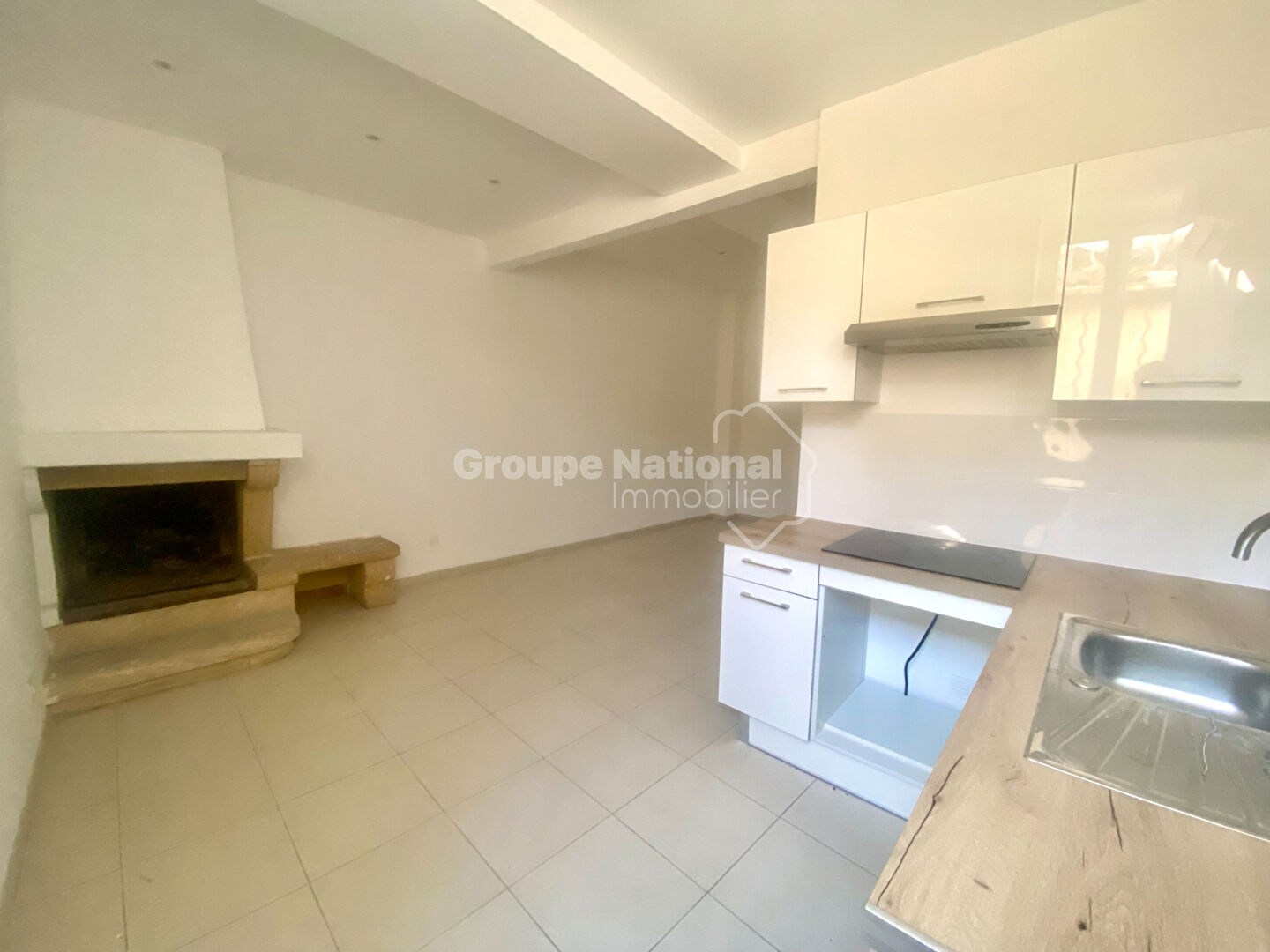 Appartement 1 pièces  à louer Nîmes 30900