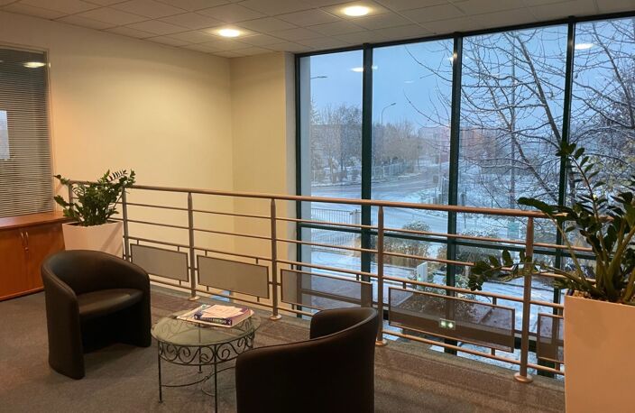 Bureaux 6 et plus à MORANGIS — photo 3