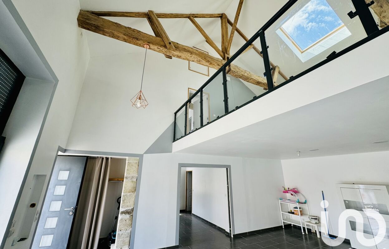 maison 8 pièces 222 m2 à vendre à Coteaux-du-Blanzacais (16250)