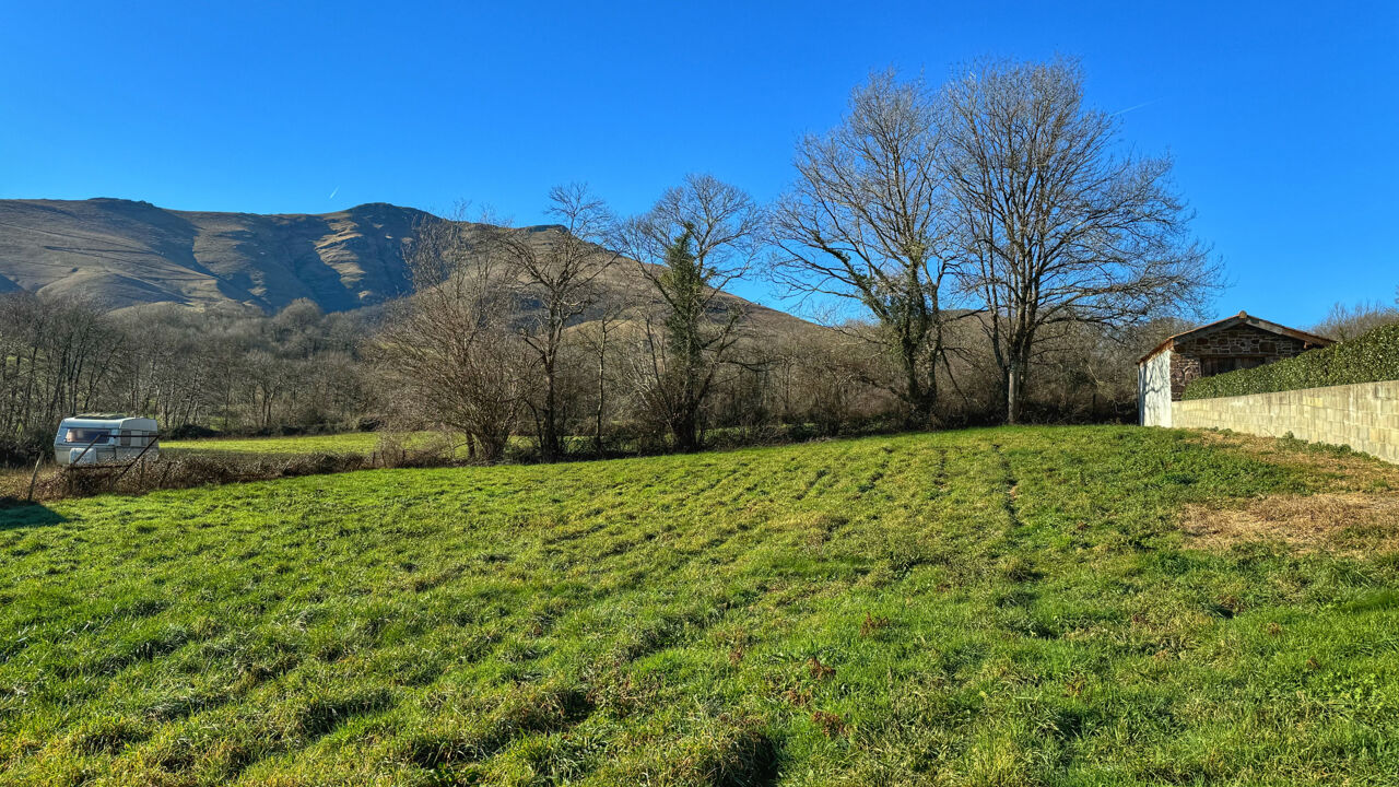 terrain  pièces 2000 m2 à vendre à Saint-Jean-Pied-de-Port (64220)