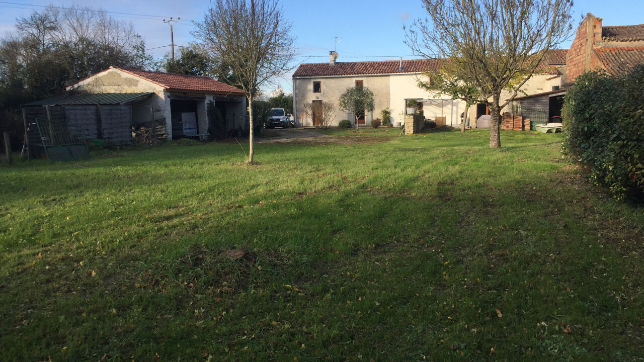 maison 6 pièces 175 m2 à vendre à La Ronde (17170)