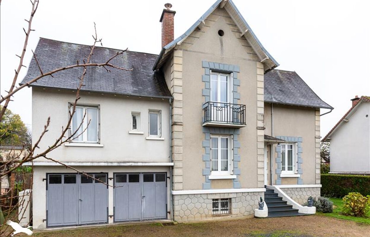 maison 6 pièces 117 m2 à vendre à Saint-Yrieix-la-Perche (87500)