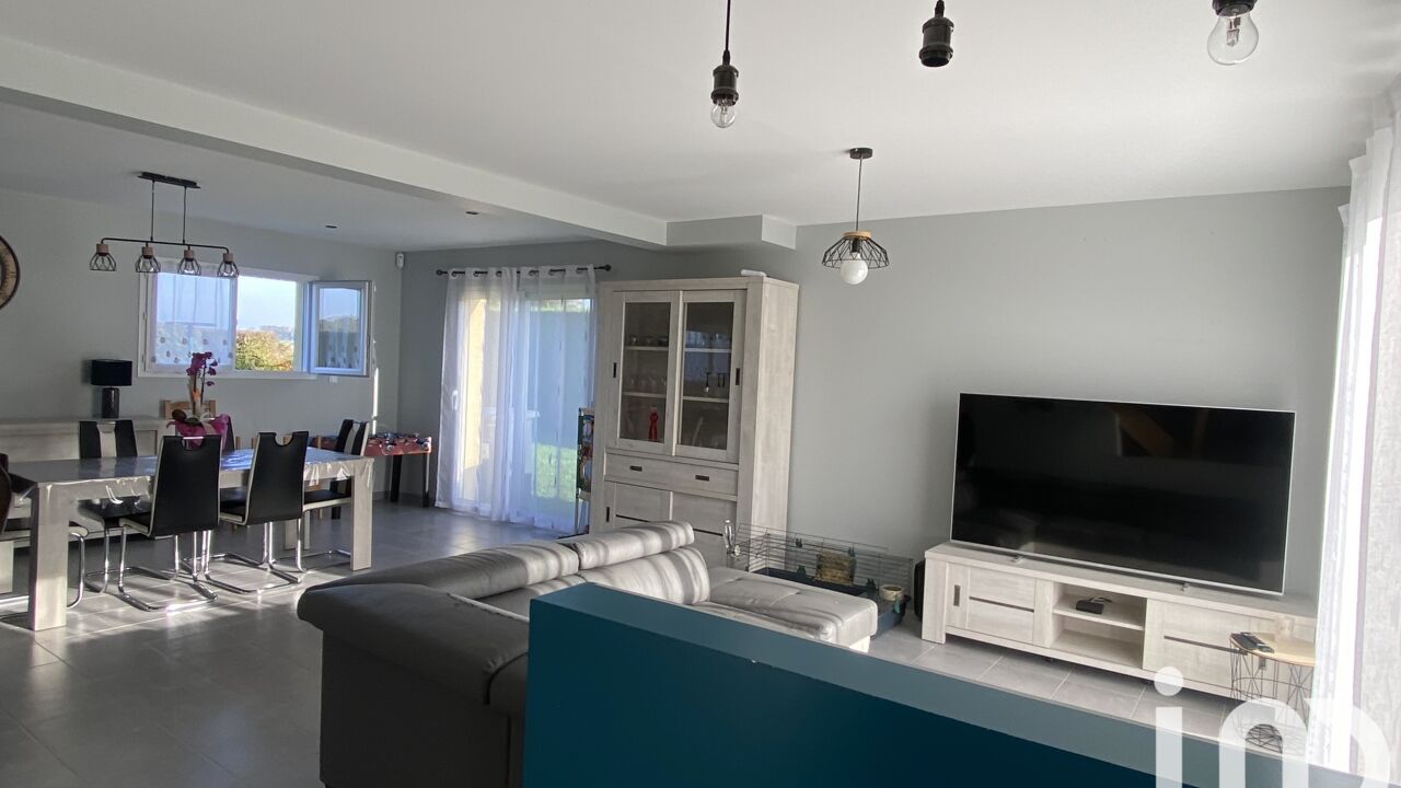 maison 5 pièces 120 m2 à vendre à Lisors (27440)