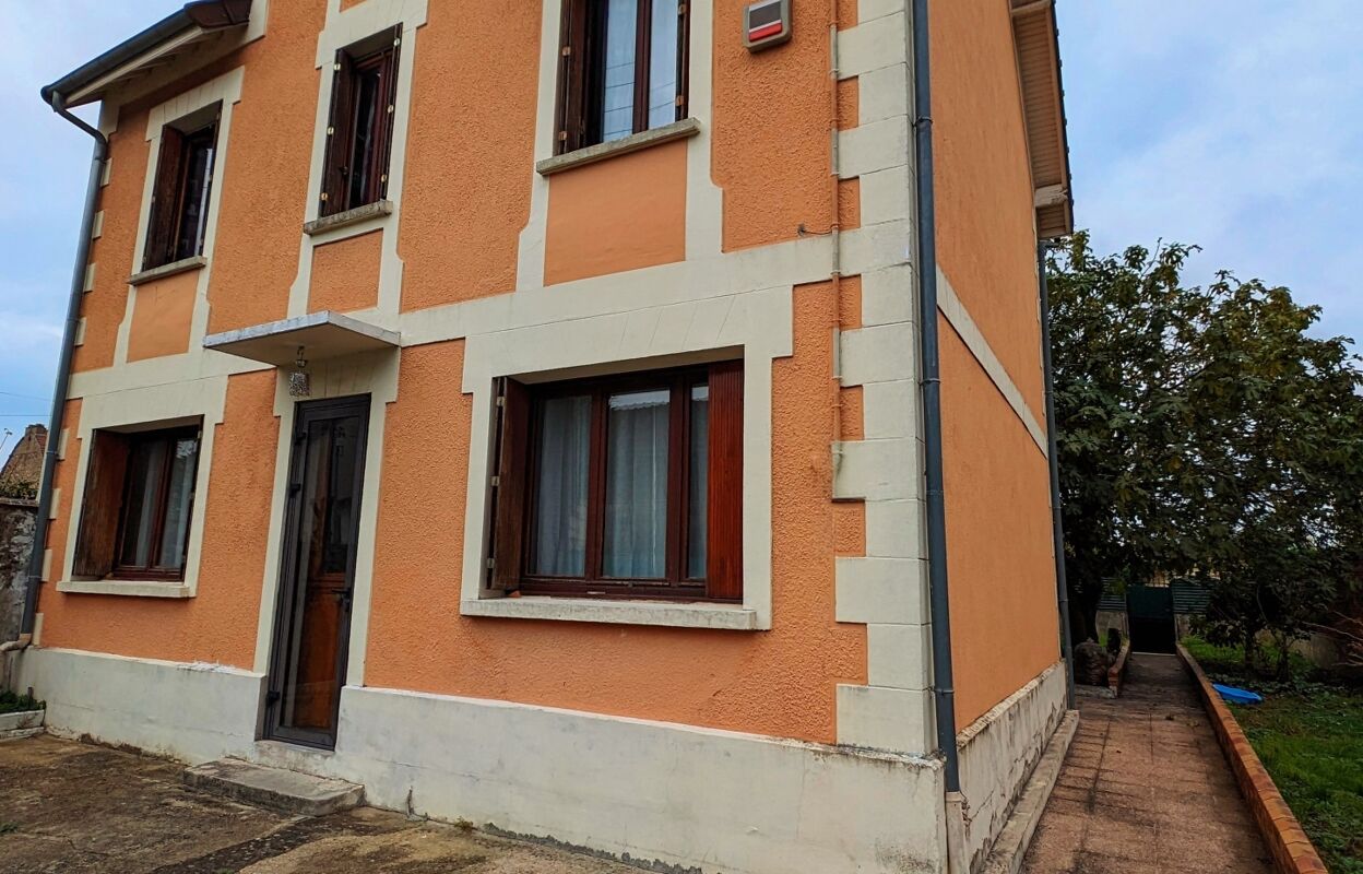 maison 6 pièces 110 m2 à vendre à Villeneuve-le-Roi (94290)