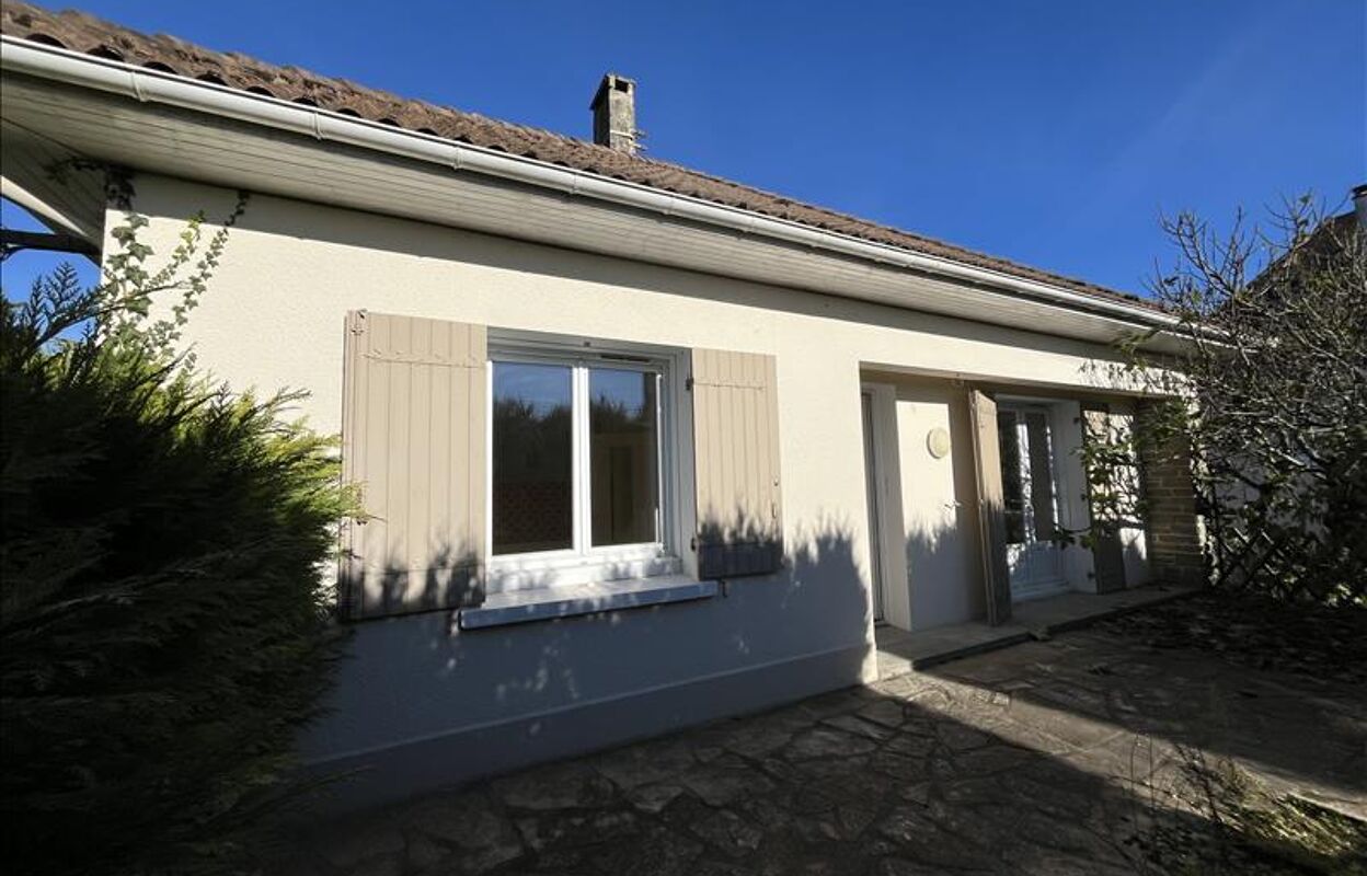 maison 3 pièces 89 m2 à vendre à Thiviers (24800)