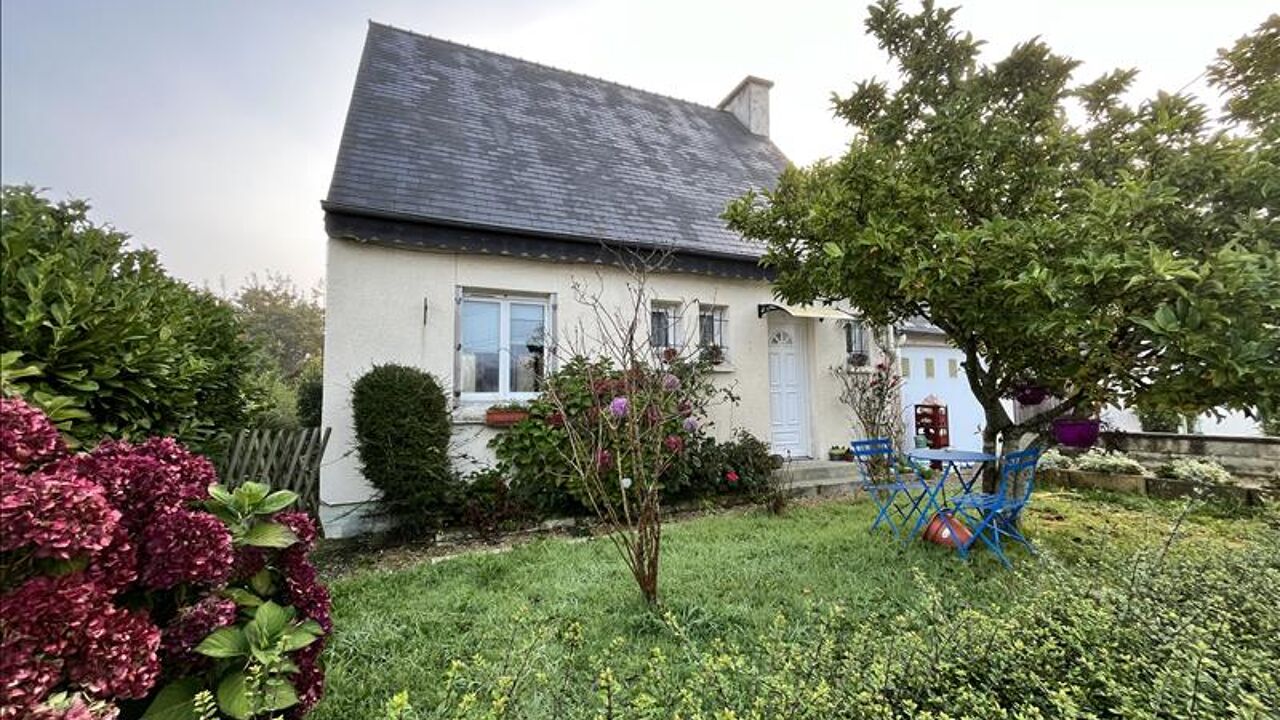 maison 4 pièces 84 m2 à vendre à Carhaix-Plouguer (29270)