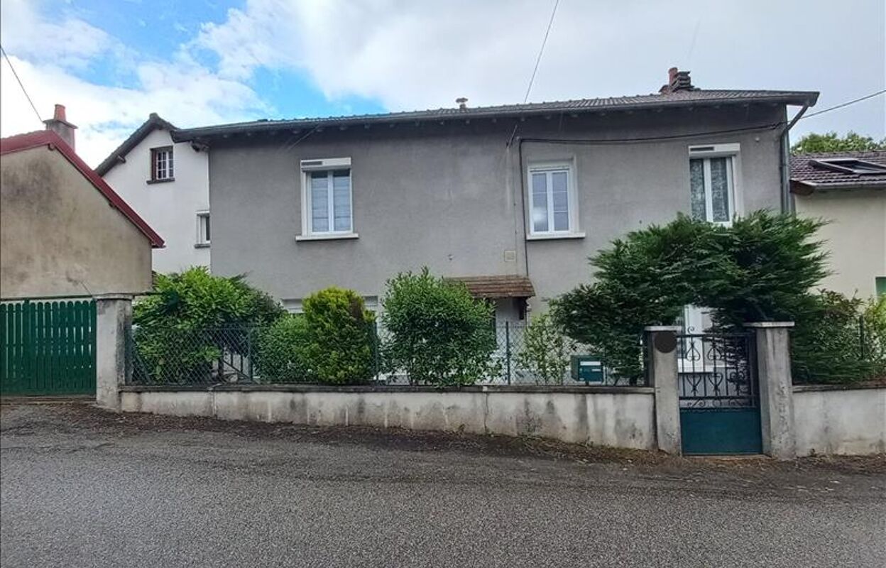 maison 3 pièces 78 m2 à vendre à Bourganeuf (23400)