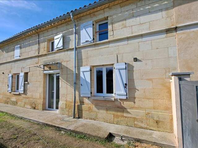 Maison en pierre de 6 pièces principales — photo du bien