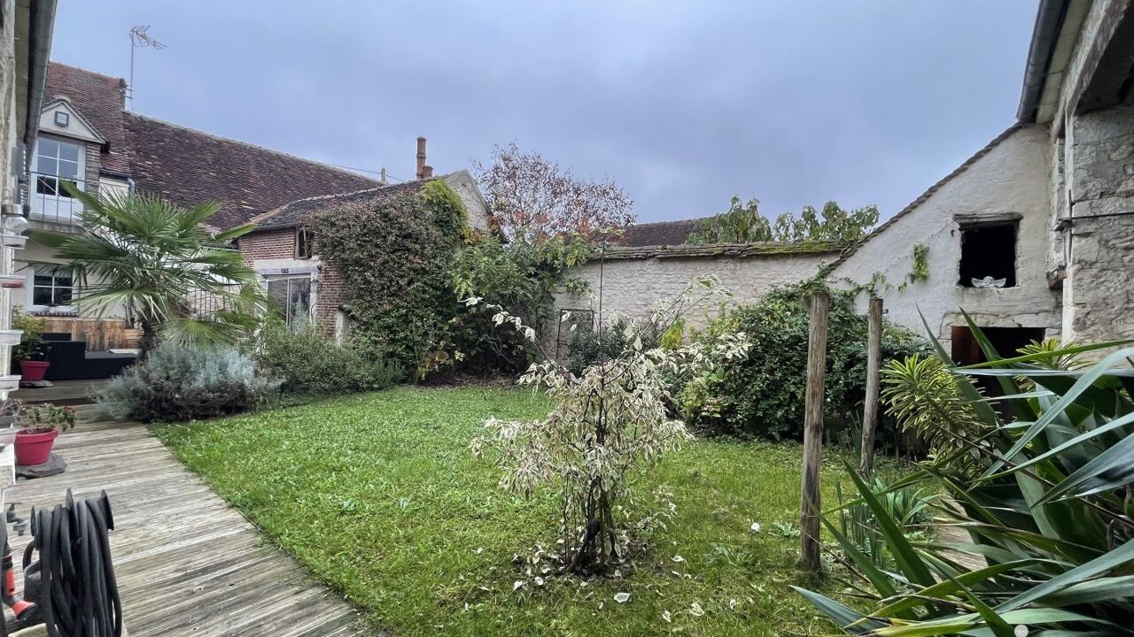 maison 4 pièces 140 m2 à vendre à Charmoy (89400)