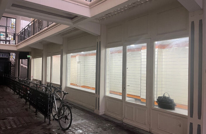 Bureaux au sein de la Galerie PALAIS DU COMMERCE — photo 2