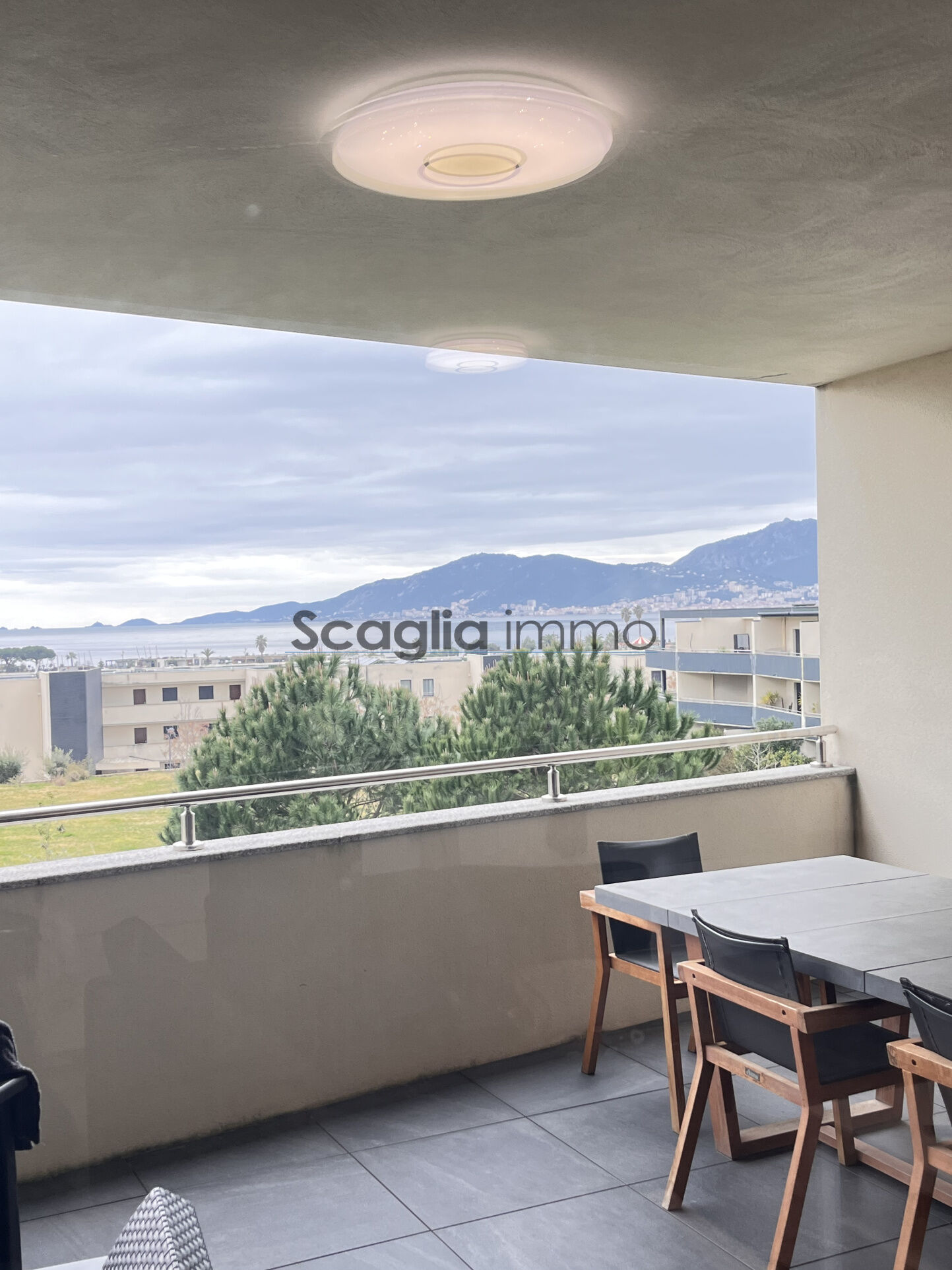 Appartement 3 pièces  à vendre Porticcio 20166