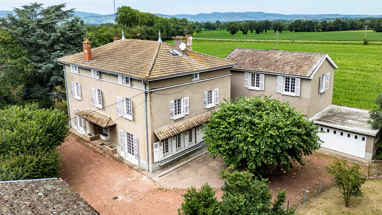 maison 10 pièces 392 m2 à vendre à Saint-Didier-sur-Chalaronne (01140)