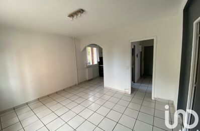 vente appartement 70 000 € à proximité de Vénéjan (30200)