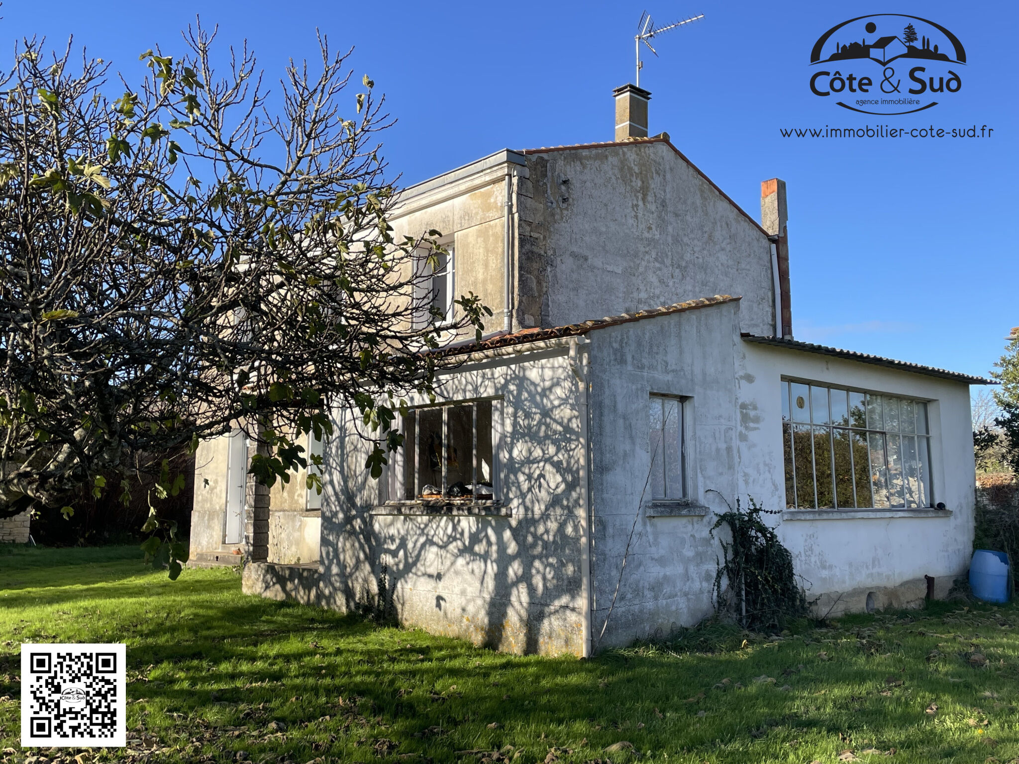Villa / Maison  T6 à vendre Surgères 17700