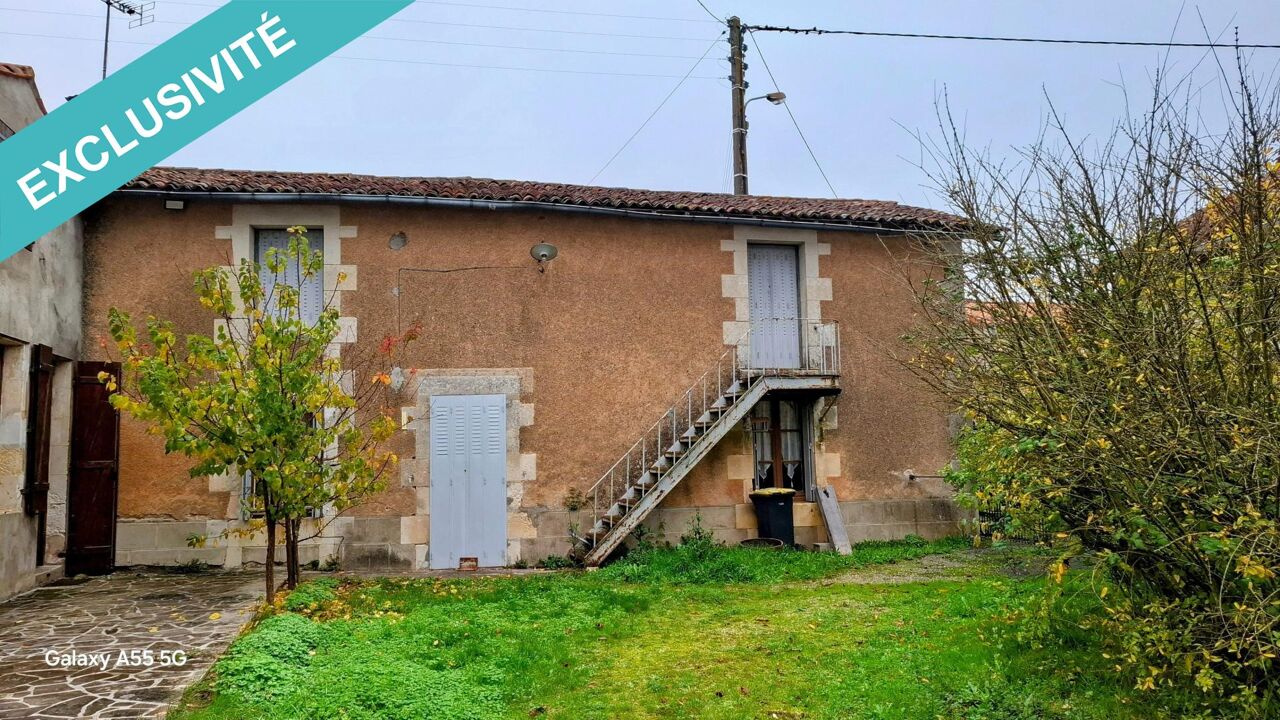 maison 4 pièces 82 m2 à vendre à Fleuré (86340)