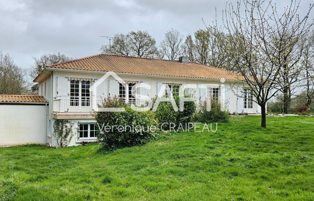 maison 9 pièces 238 m2 à vendre à Mouilleron-le-Captif (85000)