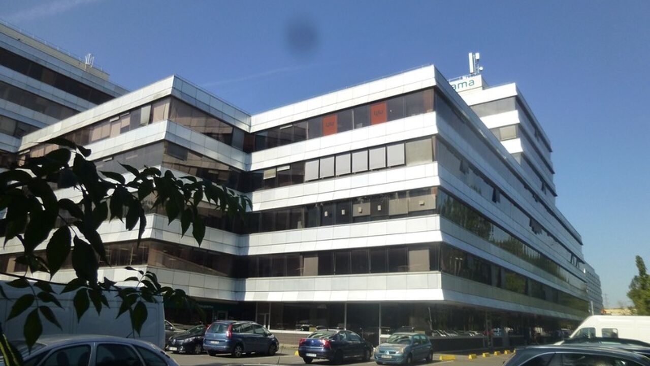 bureau 27 pièces 605 m2 à vendre à Cergy (95000)