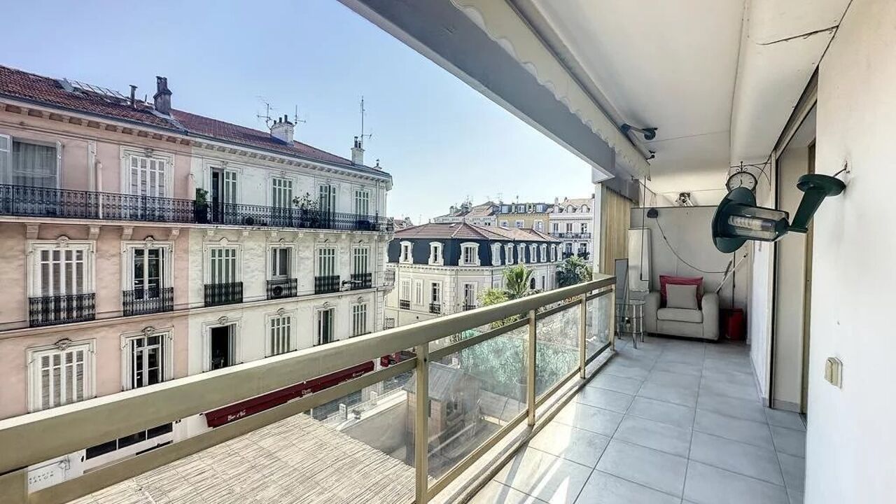 appartement 2 pièces 63 m2 à vendre à Cannes (06400)