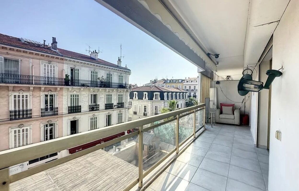 appartement 2 pièces 63 m2 à vendre à Cannes (06400)