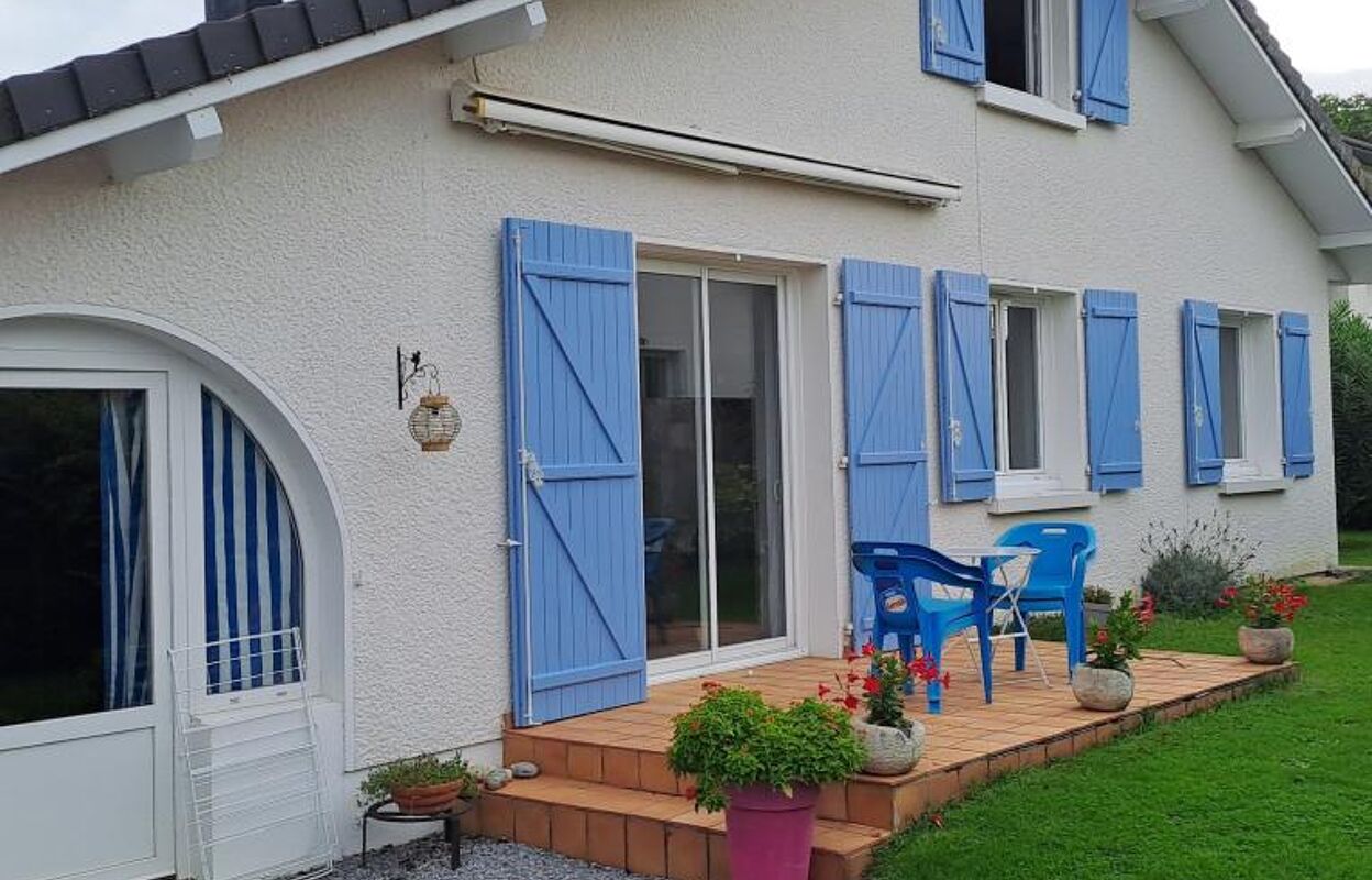 maison 5 pièces 110 m2 à vendre à Coarraze (64800)