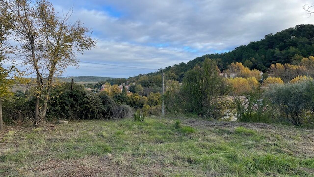 terrain 420 m2 à construire à Mazaugues (83136)