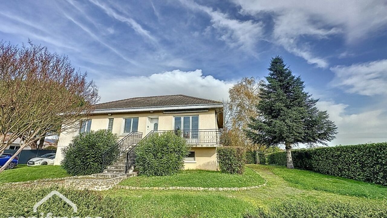 maison 5 pièces 101 m2 à vendre à Brion-Près-Thouet (79290)