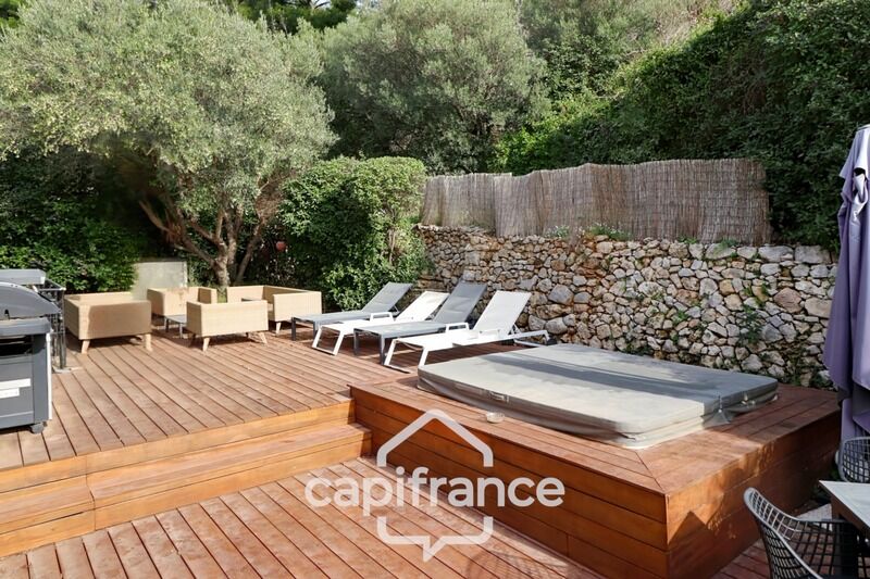 Villa / Maison 8 pièces  à vendre Toulon 83200