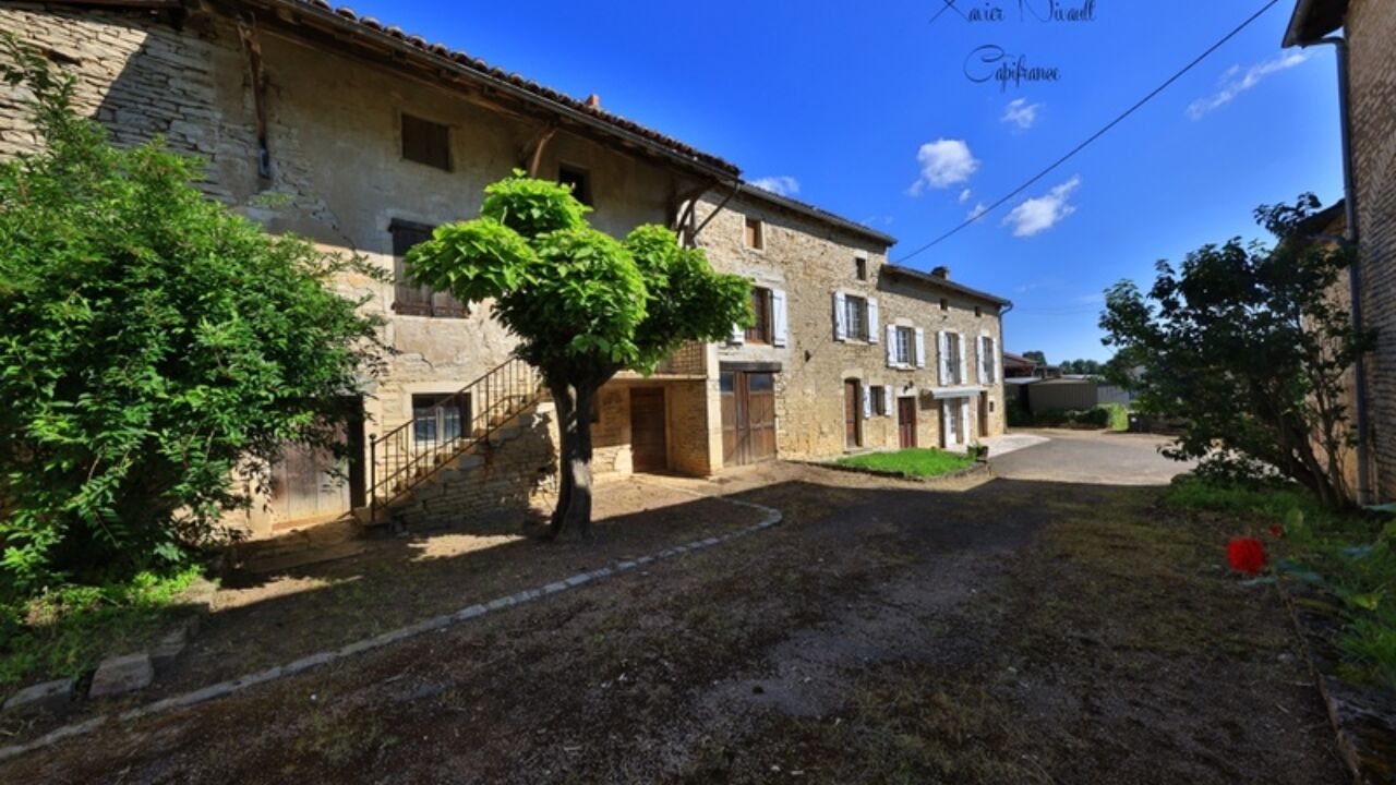 maison 6 pièces 170 m2 à vendre à Clessé (71260)