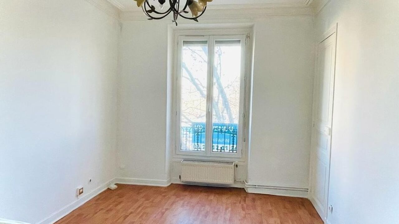 appartement 2 pièces 46 m2 à vendre à Paris 18 (75018)