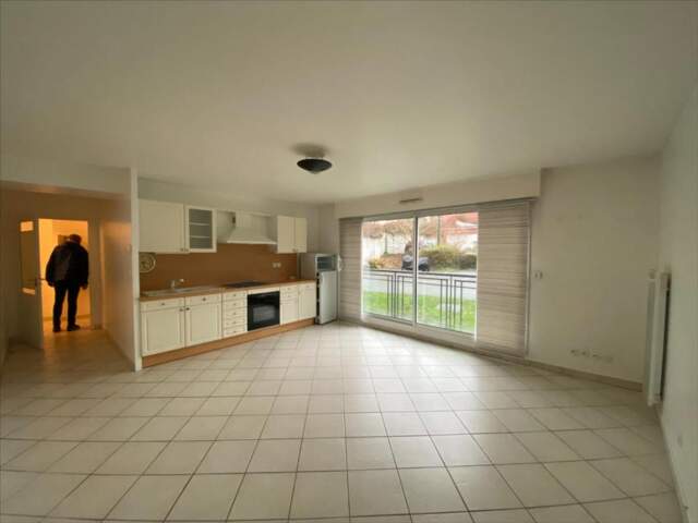 A VENDRE RONCQ APPARTEMENT DE TYPE 2 AVEC CAVE ET PARKING — photo du bien