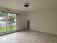 A VENDRE RONCQ APPARTEMENT DE TYPE 2 AVEC CAVE ET PARKING — photo 4