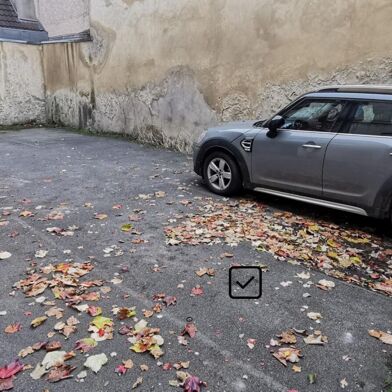 Parking 12 m²