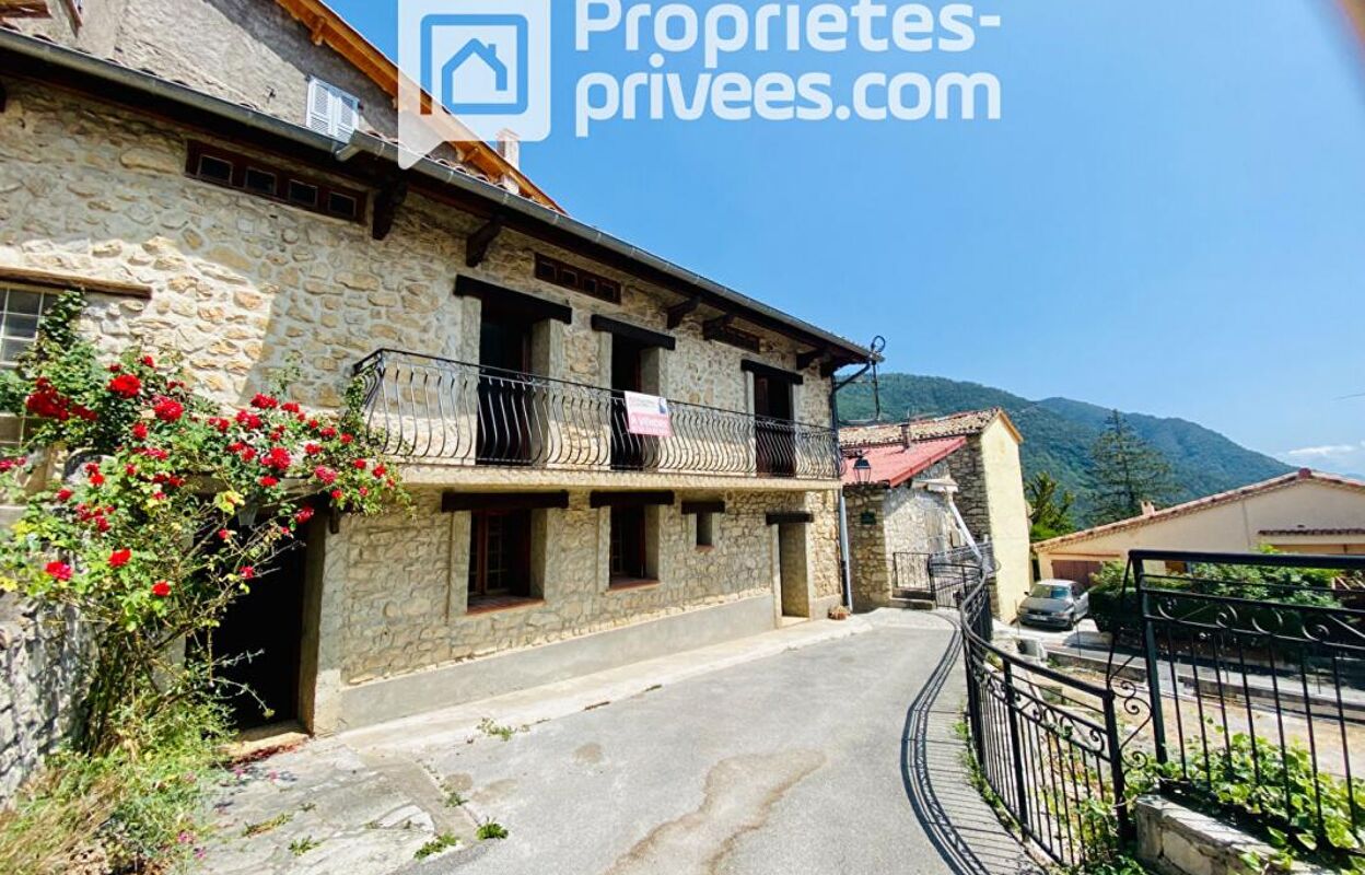 maison 4 pièces 70 m2 à vendre à Clans (06420)