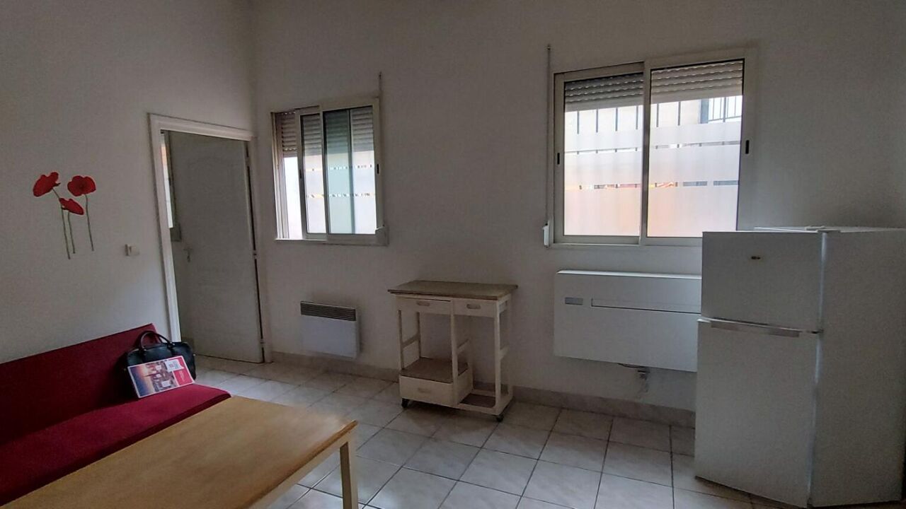 appartement 2 pièces 32 m2 à vendre à Nîmes (30000)