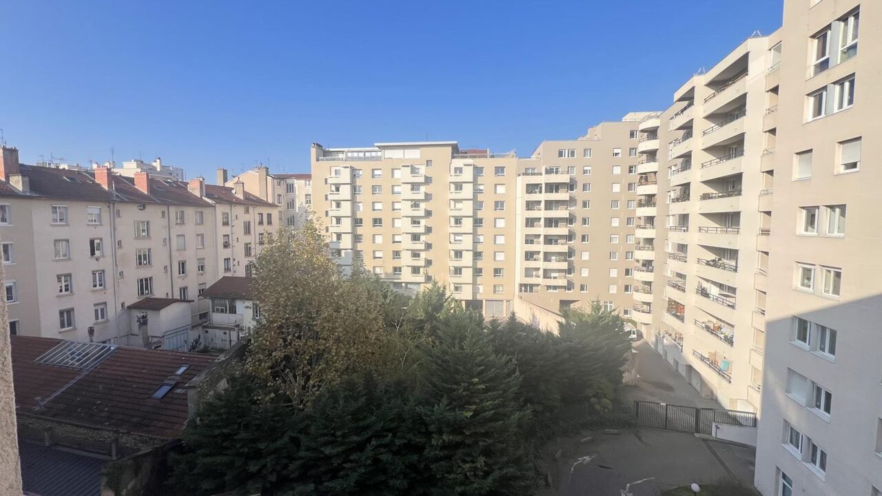 appartement 2 pièces 51 m2 à vendre à Villeurbanne (69100)