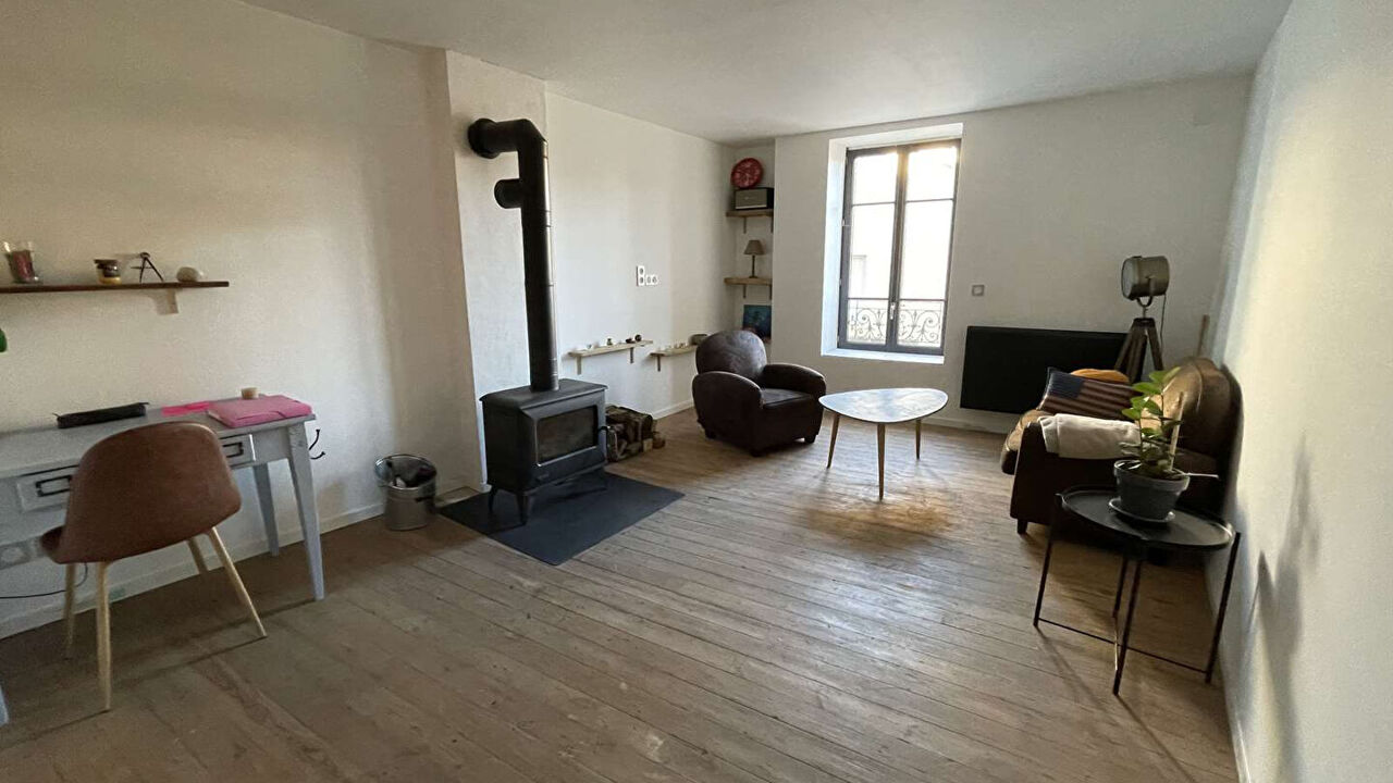 appartement 3 pièces 88 m2 à vendre à Renaison (42370)