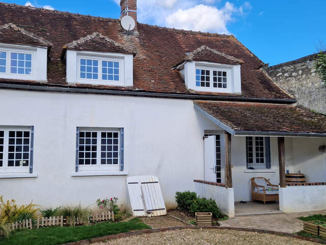 MAISON DE VILLAGE DANS COMMUNE RECHERCHEE DE l'AGGLOMERATIO — photo du bien