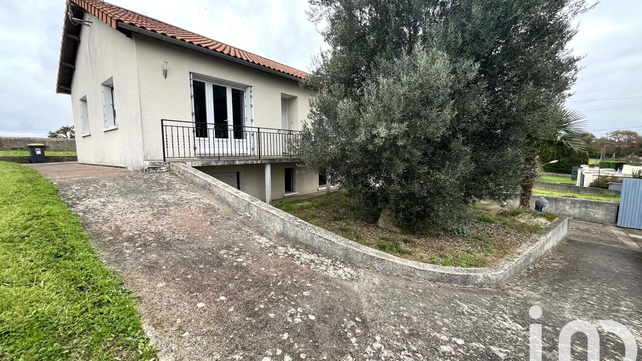 maison 6 pièces 123 m2 à vendre à Châtillon-sur-Thouet (79200)