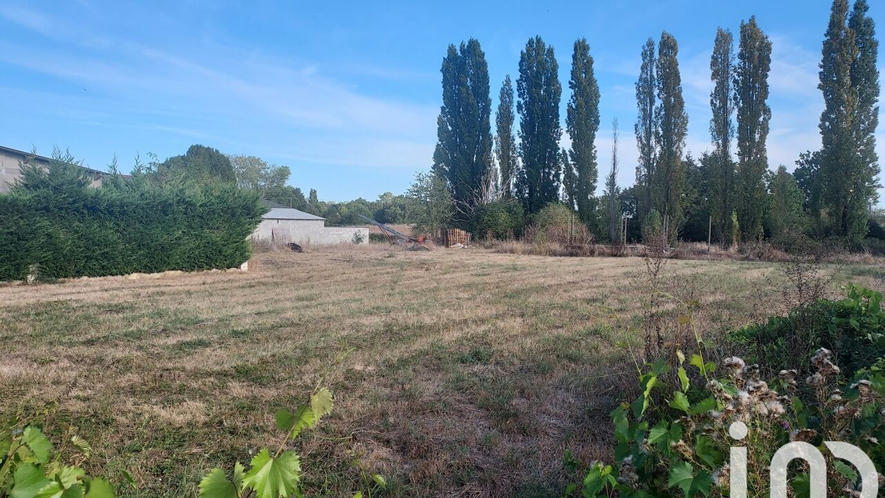 terrain  pièces 1800 m2 à vendre à Agris (16110)