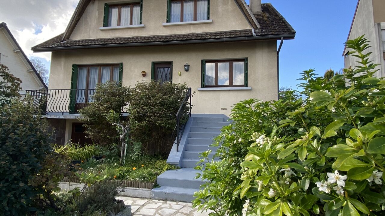 maison 6 pièces 108 m2 à vendre à Meaux (77100)