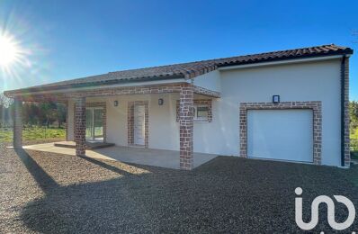 vente maison 217 000 € à proximité de Saint-Laurent-de-Céris (16450)