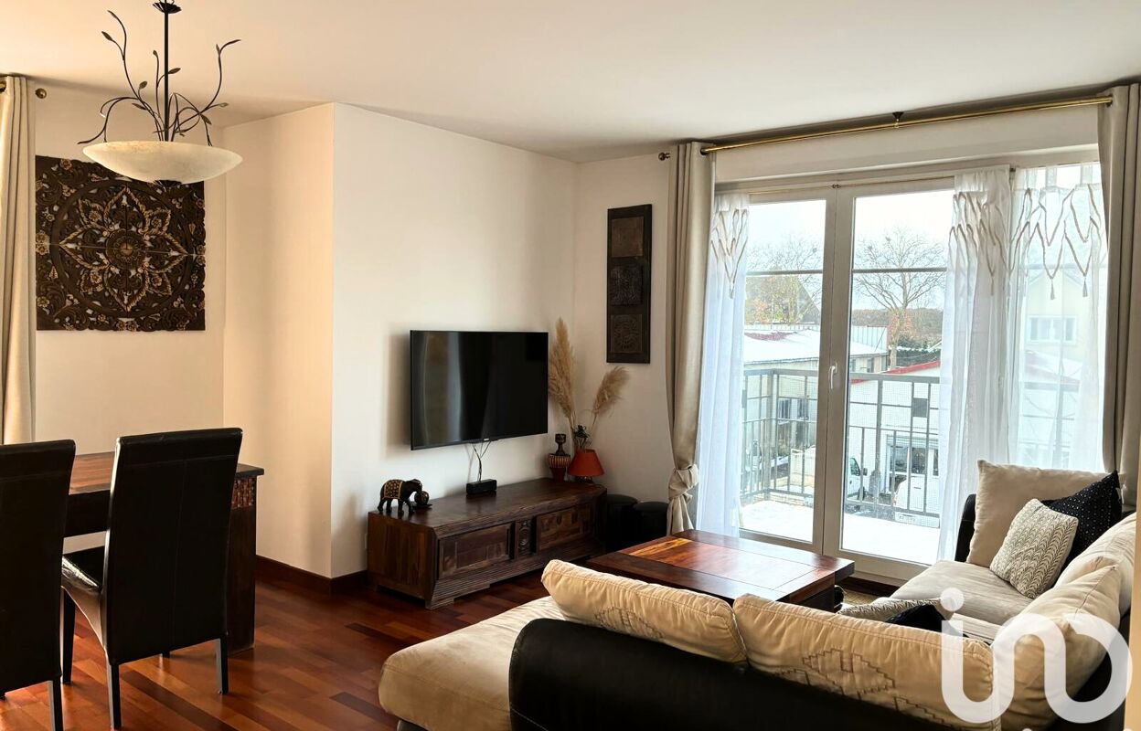 appartement 3 pièces 56 m2 à vendre à Coignières (78310)