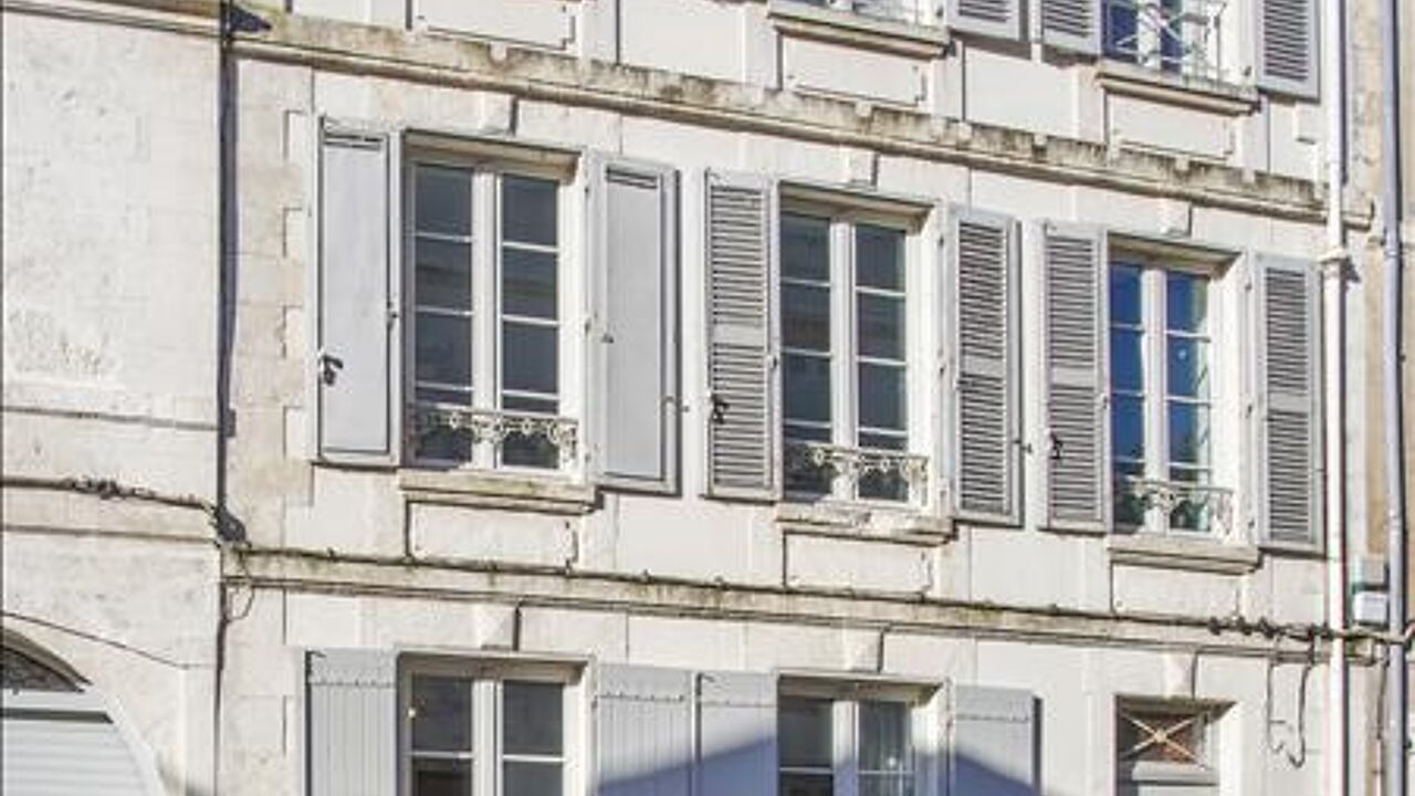 maison 6 pièces 156 m2 à vendre à La Rochelle (17000)