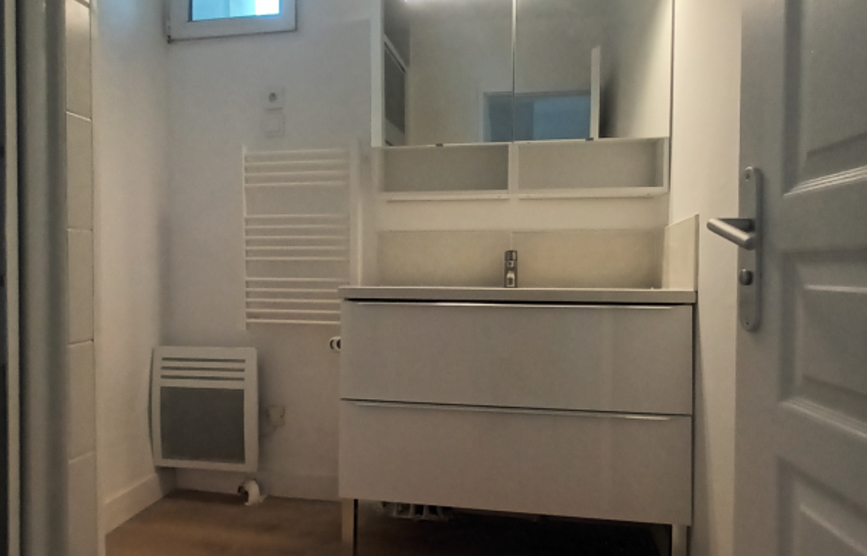 appartement 34 pièces 67 m2 à louer à Marseille 4 (13004)