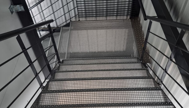 Bureau  à louer Saint-Jean-le-Vieux 64220